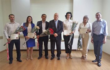 Felicitări cu ocazia Zilei profesionale a lucrătorului bancar Felicitări cu ocazia Zilei profesionale a lucrătorului bancar