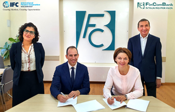 IFC va susţine FinComBank în vederea atragerii investiţiilor în Moldova pentru dezvoltarea acesteia în urma COVID-19 IFC va susţine FinComBank în vederea atragerii investiţiilor în Moldova pentru dezvoltarea acesteia în urma COVID-19